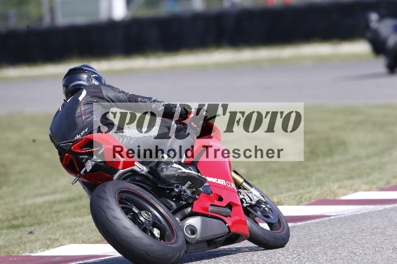 Archiv-2025/49 26.08.2025 Cornu Master School ADR/gruen-vert/19